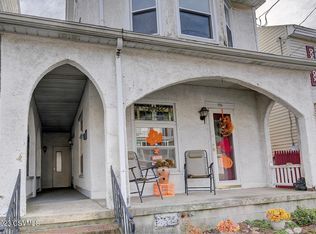 926 W Walnut St, Coal Township, PA