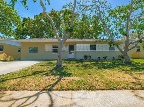11114 Freedom Way, Seminole, FL 33772