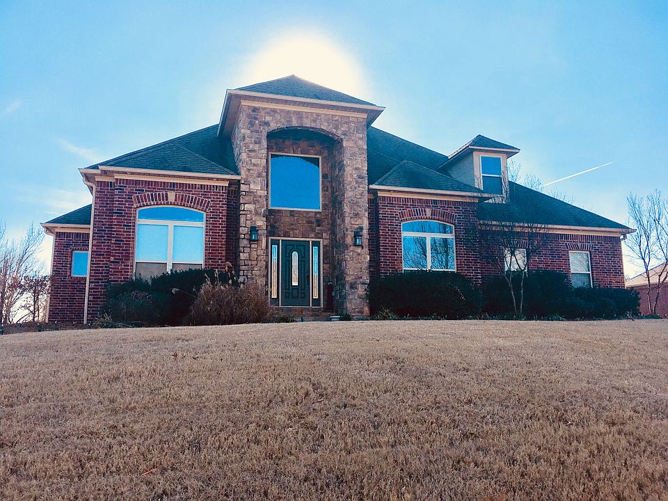 1st image of 5125 Burnt Pine Dr