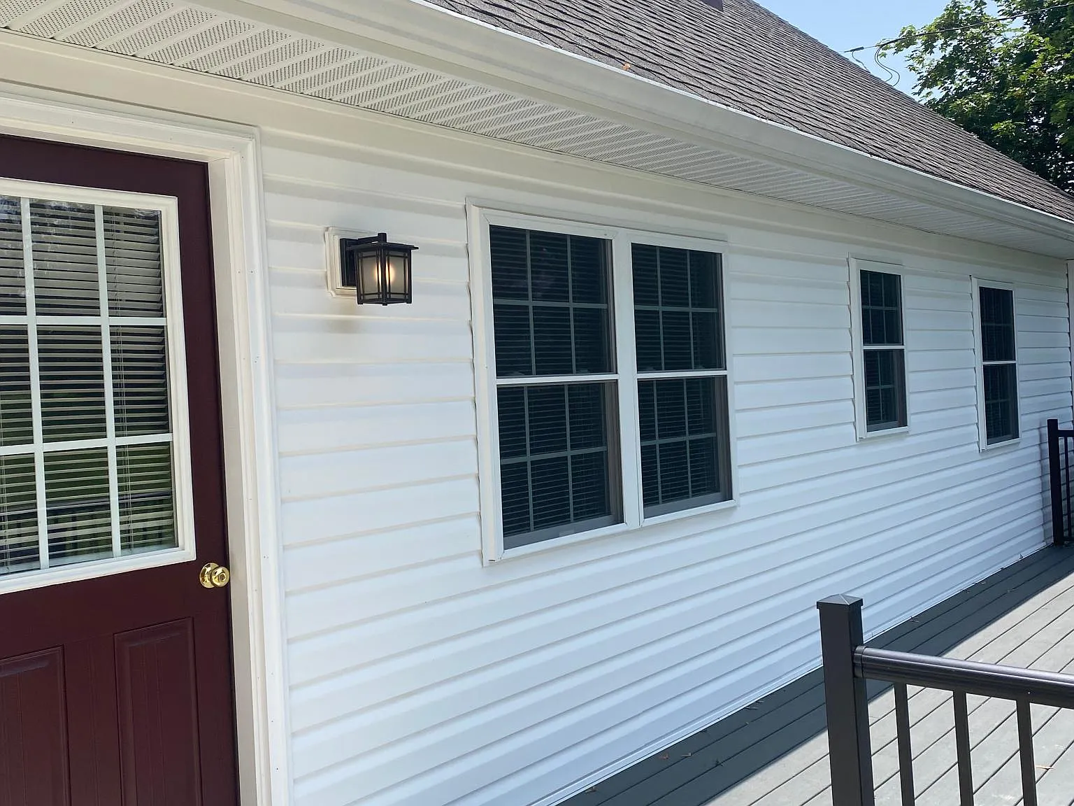 4 bed, 972 sqft, $2,450 — Photo 4