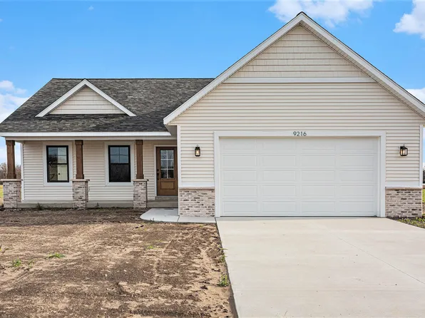 9216 104th Ave, Zeeland, MI 49464