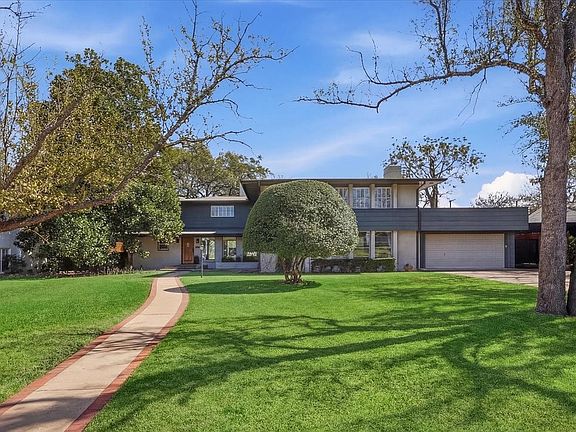 3rd image of 6321 Greenway Rd