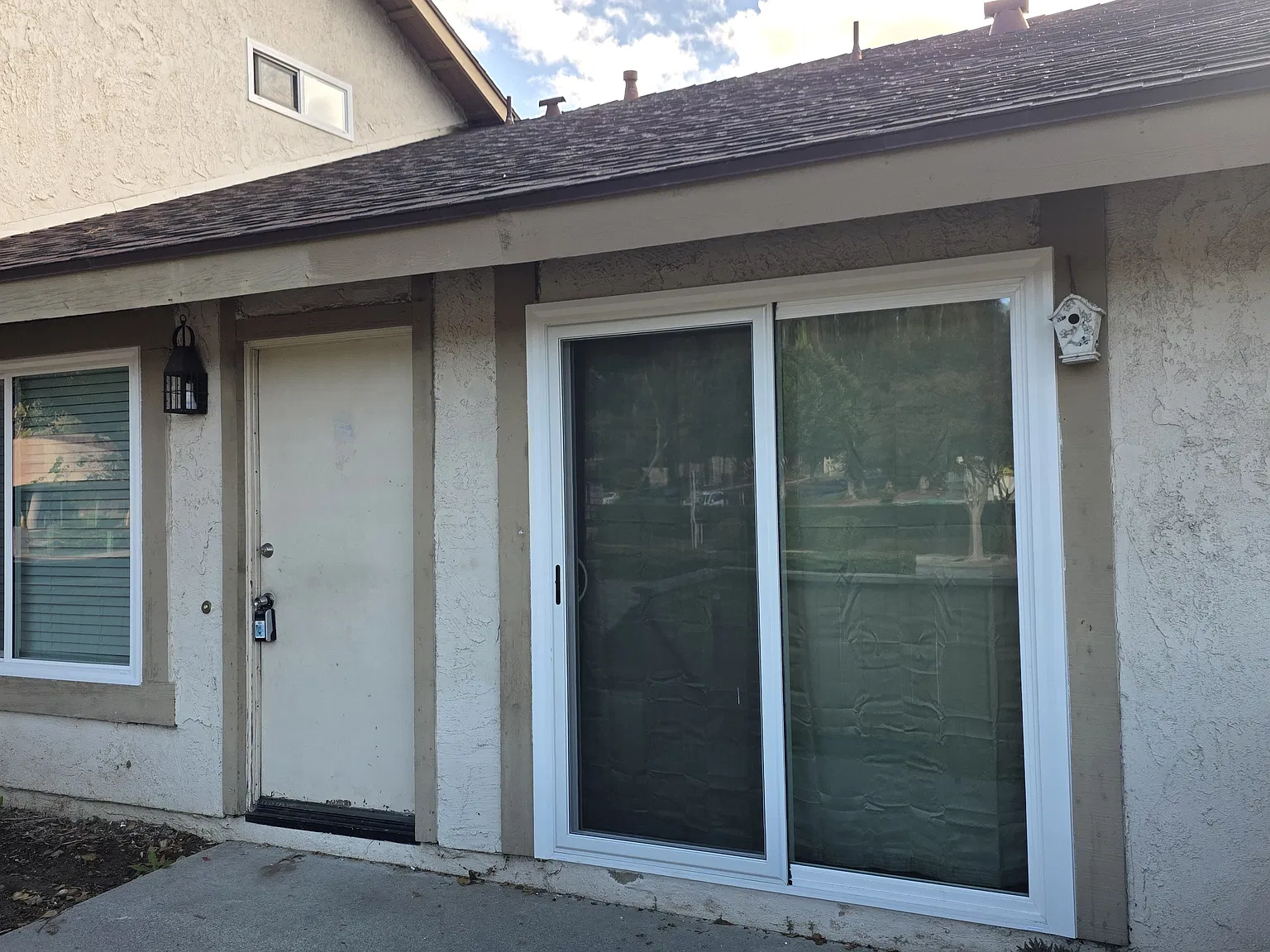 3 bed, 1000 sqft, $2,895 — Photo 2