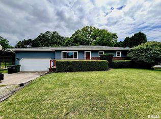 14 Apple Tree Ln, East Peoria, IL 61611