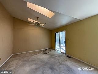 5th image of 4505 John St