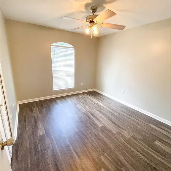 42 Cutler Dr — Photo 12