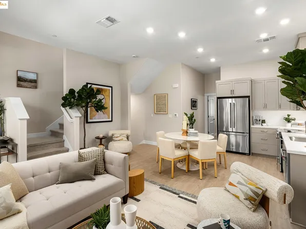 28976 Parkwood Ln #73, Hayward, CA 94544