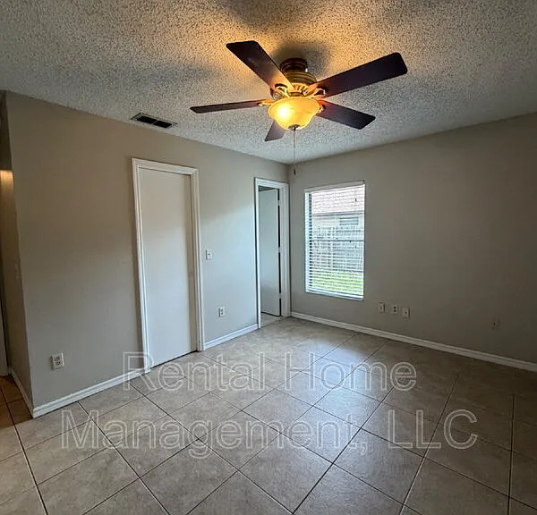 149 Hazel Blvd — Photo 9