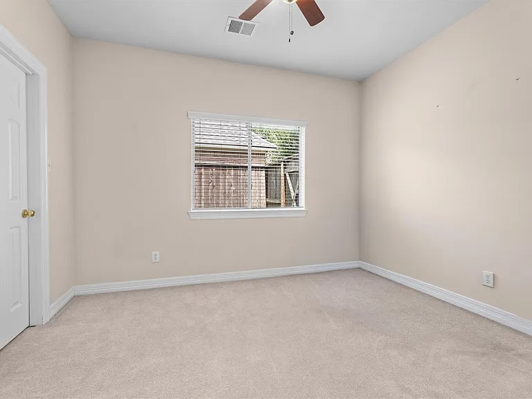 9610 Champions Cove Dr — Photo 19