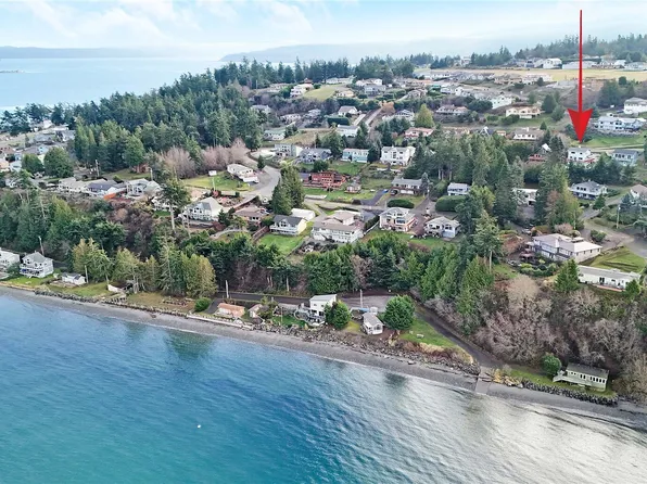 320 N North Street, Sequim, WA 98382