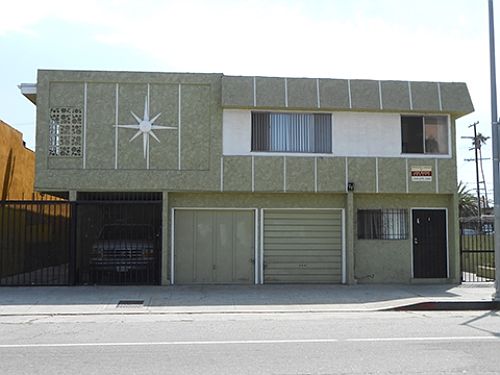 1st image of 820 W Gardena Blvd APT 2