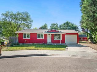 384 N Shady Grove Pl, Kuna, ID 83634