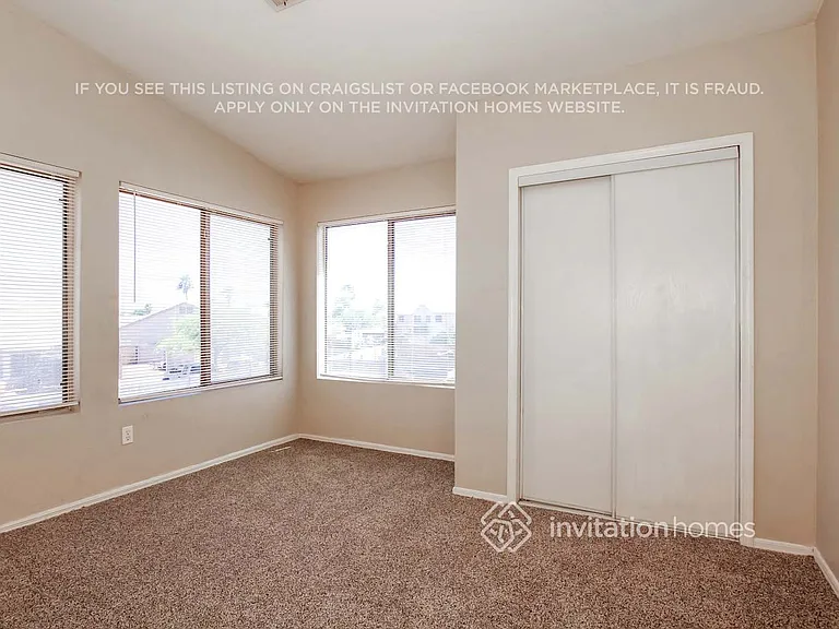 10307 W Denton Ln — Photo 14