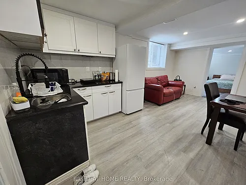 55 Dallas Rd #2 Photo 1
