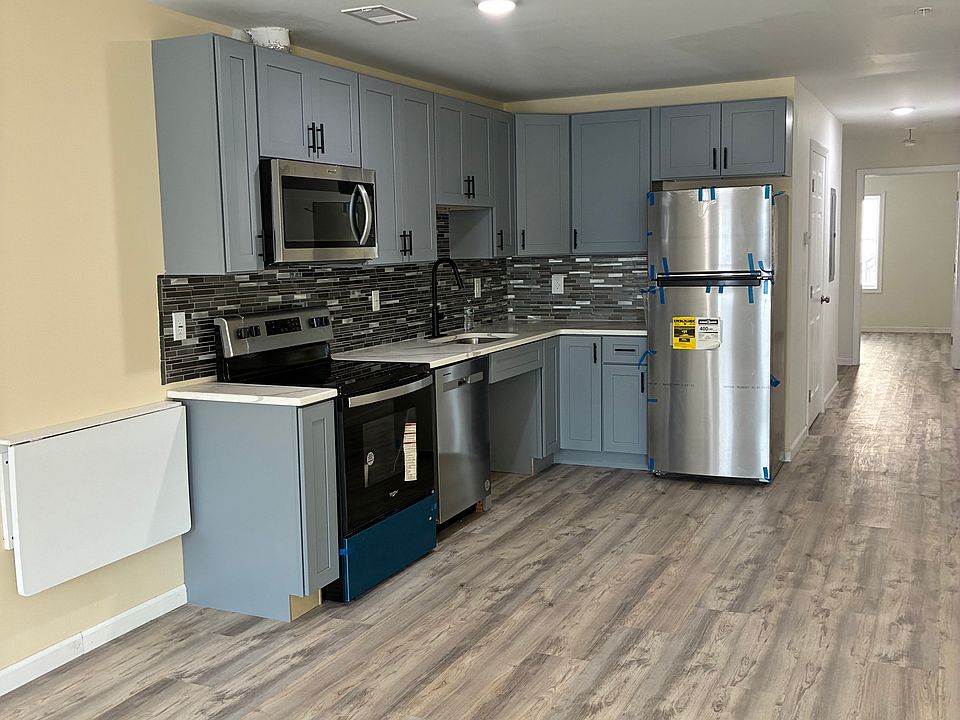 1st image of 77 E 21st St APT 3