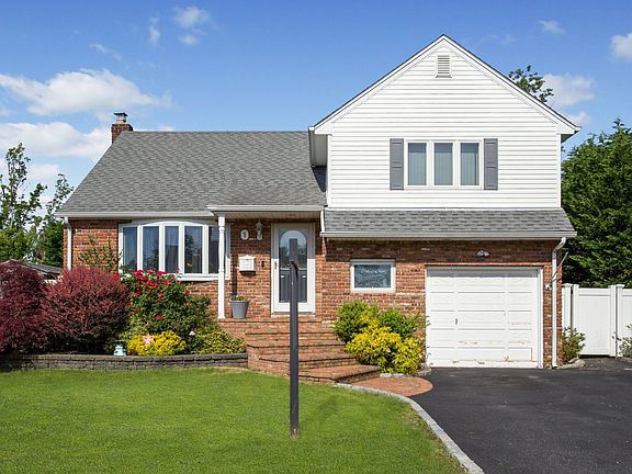3rd image of 1 Garden Ave