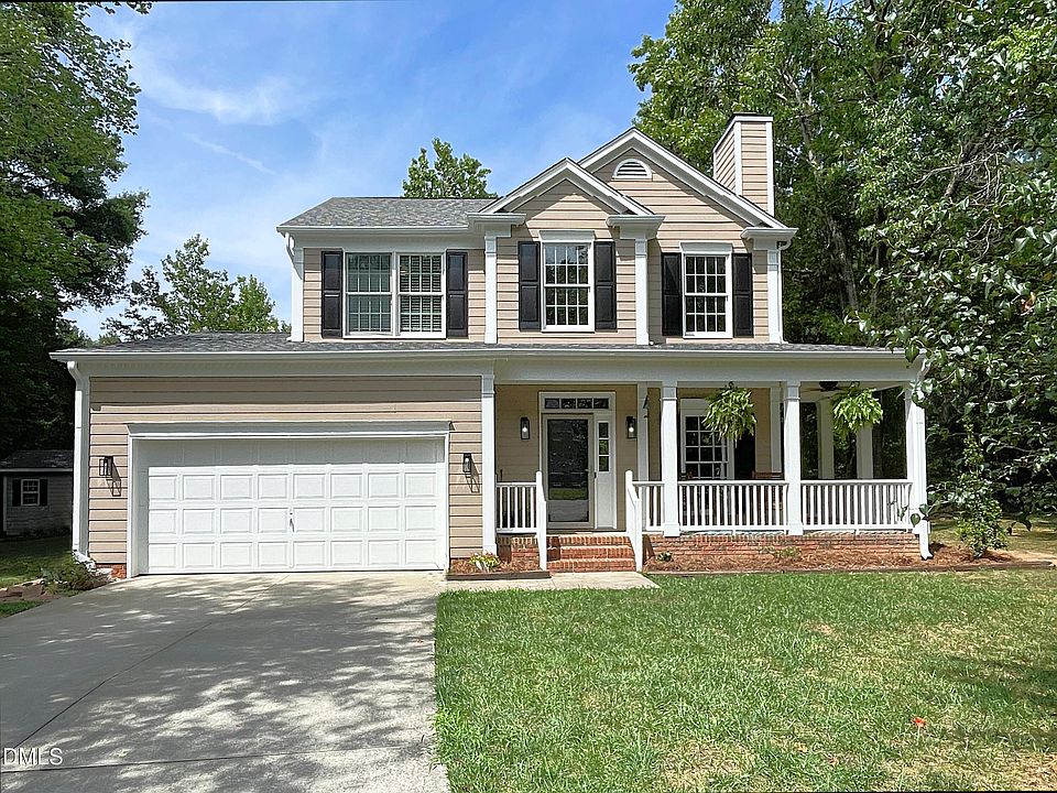 1st image of 102 Ashtree Ct