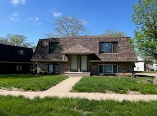 103 Glenview Dr, Council Bluffs, IA 51501