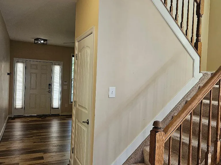 130 Pineview Ave #A — Photo 4
