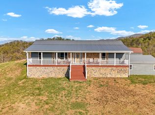 308 Crowder Hollow Rd, Covington, VA 24426