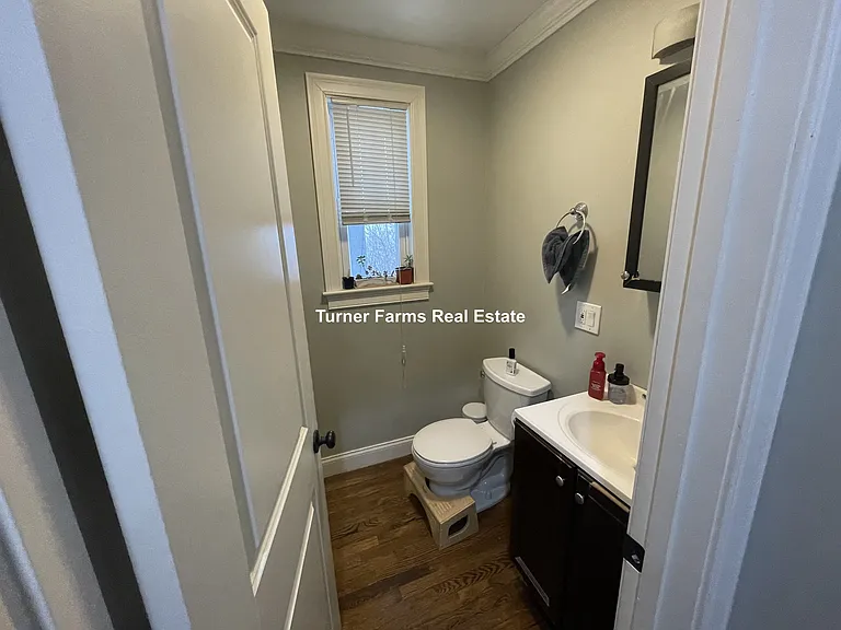 47 Beech Glen St #1A — Photo 9