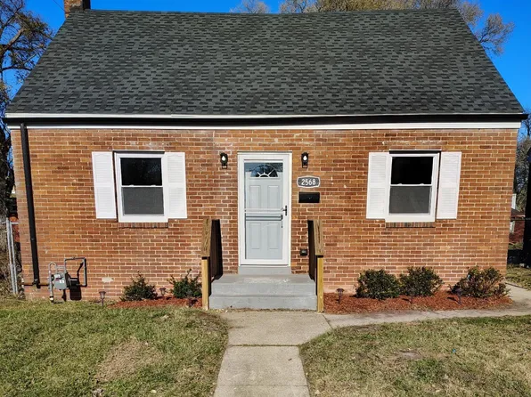 2568 W 13th Ave, Gary, IN 46404