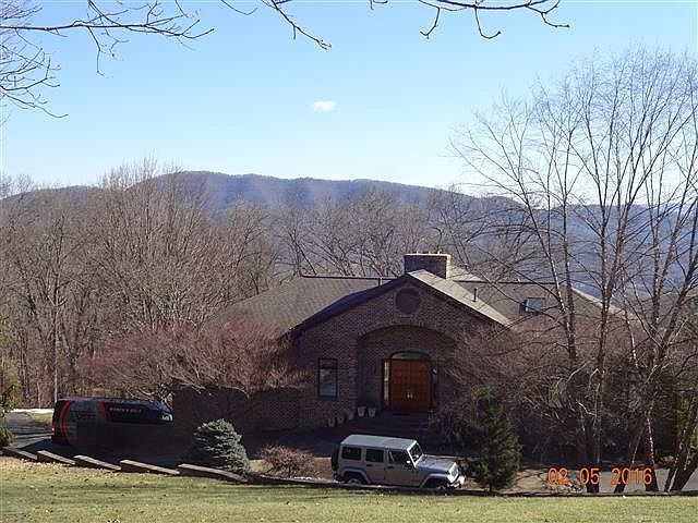 1st image of 1503 Highland Cir
