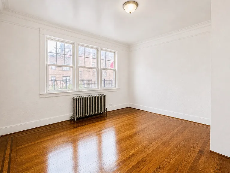 2314 Barnes Ave #1 — Photo 2