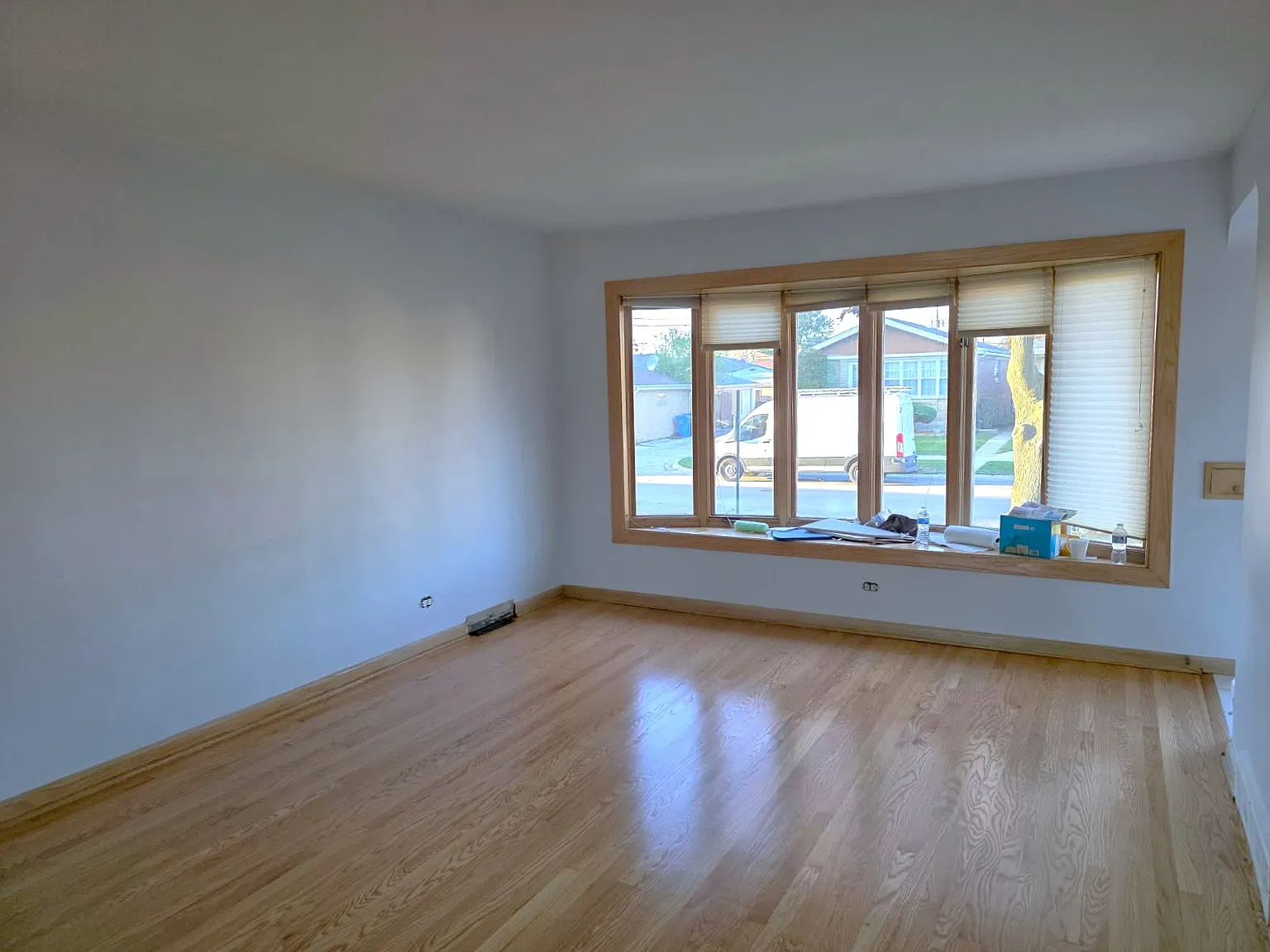 3 bed, 1950 sqft, $2,950 — Photo 3