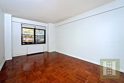 3rd image of 301 E 64th St APT 2A