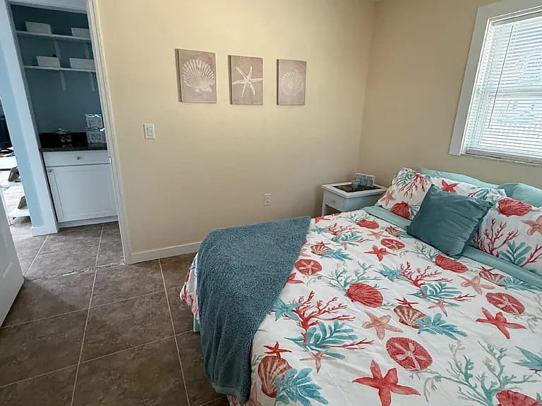 6814 Driftwood Dr — Photo 15