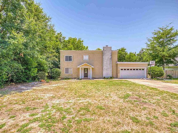 3rd image of 3349 Crestview Ln