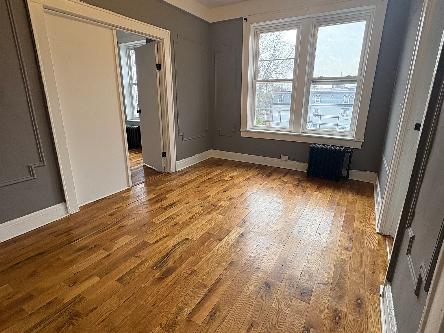 3 bed, $2,200 — Photo 2