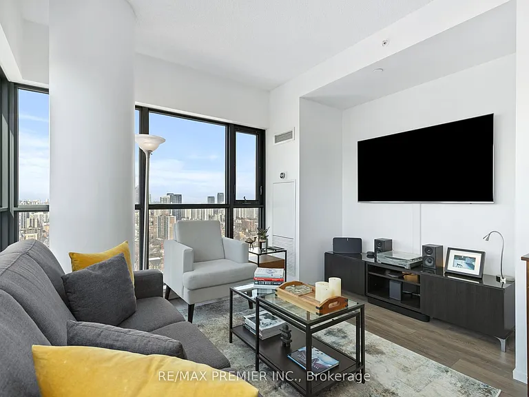 159 Dundas St E #3609 — Photo 4
