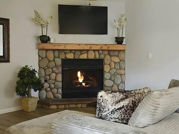 4th image of 3168 Shoshone Dr Unit 10E