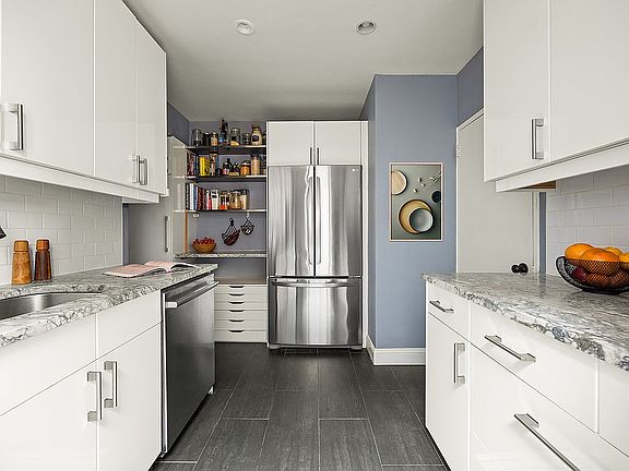 3rd image of 1818 Newkirk Ave #5R