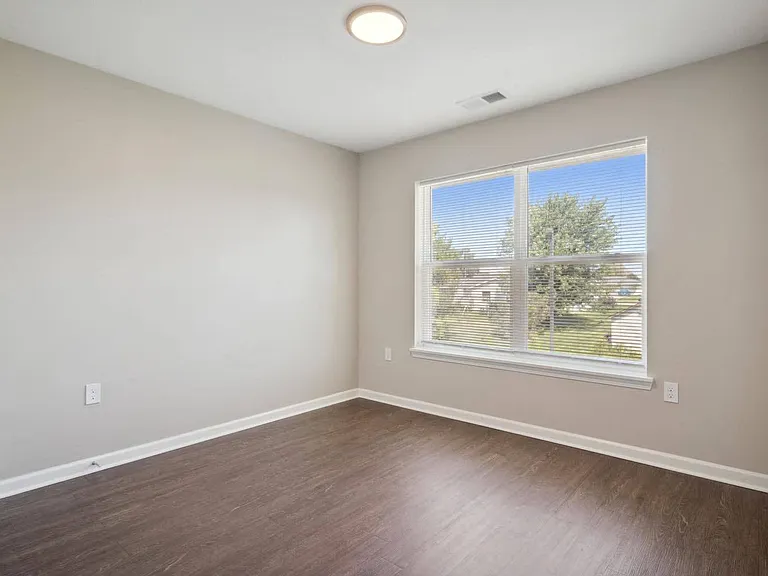 Chandler Pointe Senior Living — Photo 25