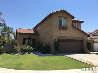 6601 Baykirk St, Bakersfield, CA 93313