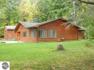 4760 E Howard City Edmore Rd, Edmore, MI 48829