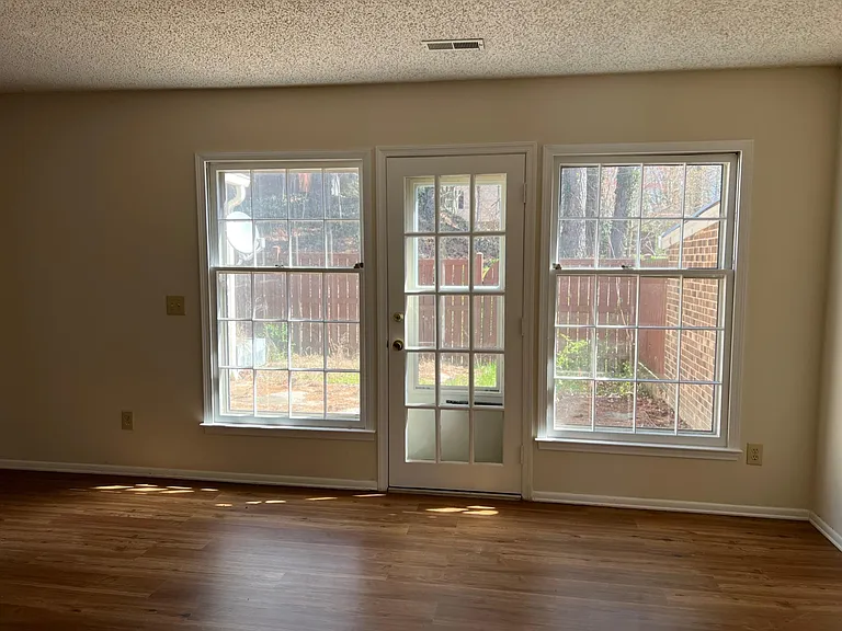 3925 E Valley Ct #G — Photo 15