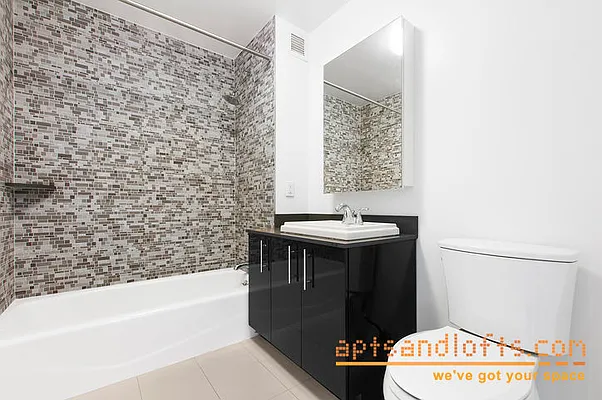 Rented by aptsandlofts.com | media 20