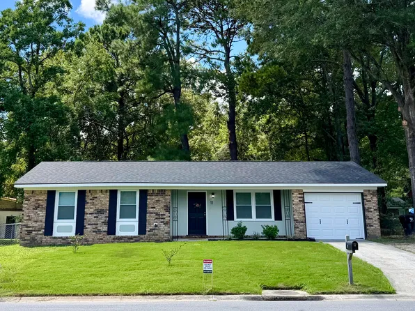 11 Kenilworth Rd, Goose Creek, SC 29445