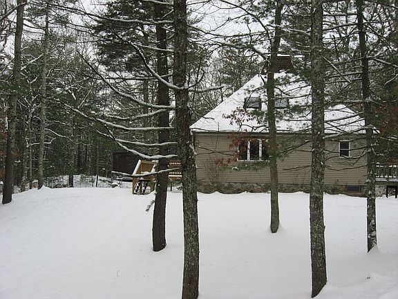 2nd image of 5 Gobeille Dr