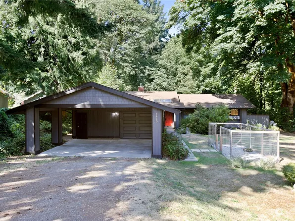 4415 John Luhr Road NE, Olympia, WA 98516