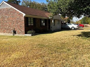 561 W Raines Rd, Memphis, TN 38109