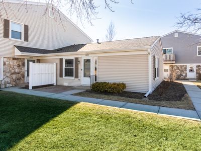 1019 Newport Hbr #1019, Schaumburg, IL, 60193