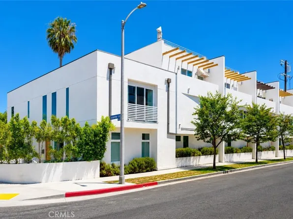 11490 Cumpston St, North Hollywood, CA 91601