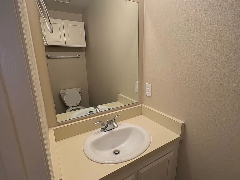 1546 S Ouray Cir #B — Photo 13