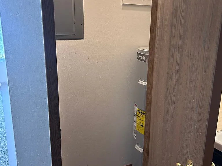 1220 Hardin Dr — Photo 15