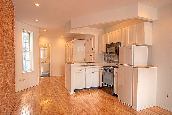 1st image of 307 E 81st St APT 5RE